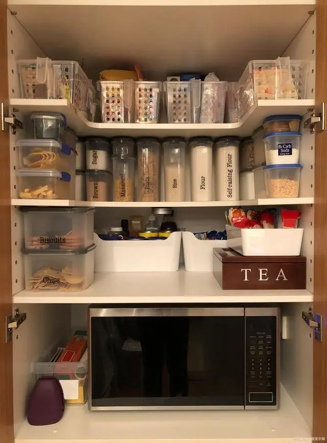 用塑料收纳箱放衣服能防潮防虫吗?