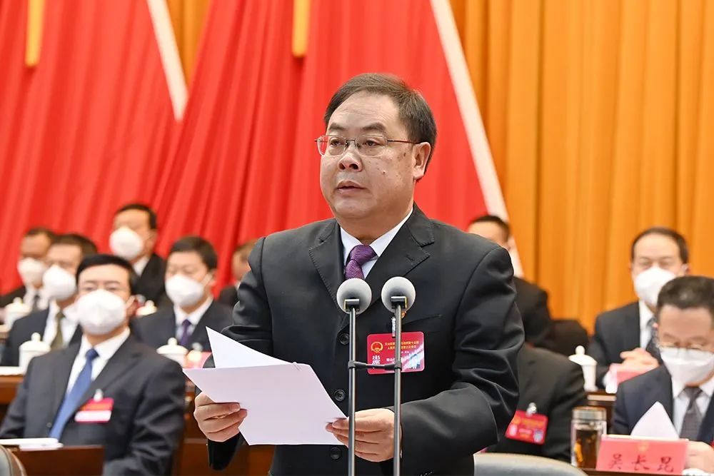聚焦两会丨州十五届人大三次会议隆重开幕