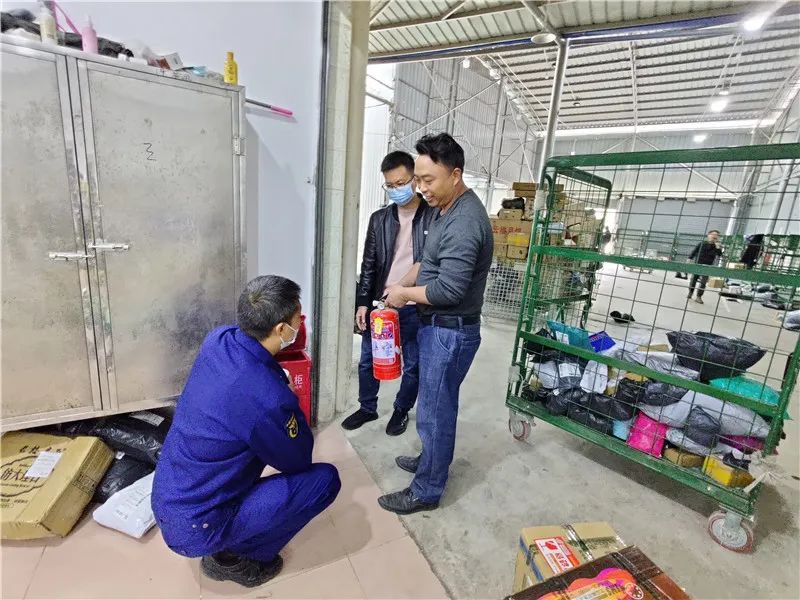 【文山消防】年终岁尾 为仓储物流领域消防安全做好服务指导